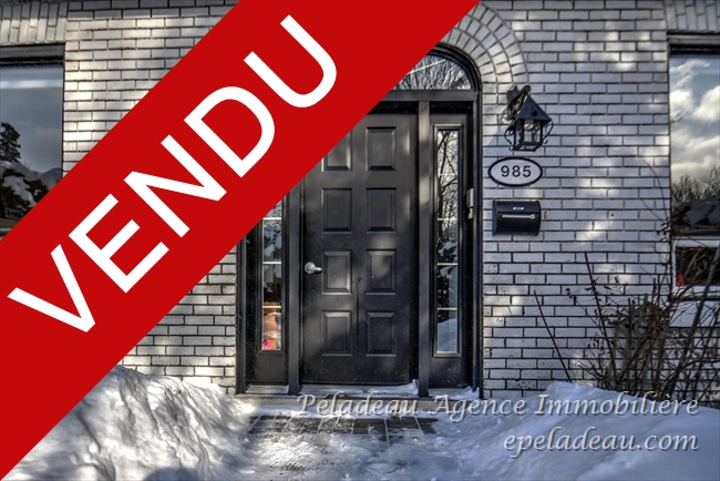 987 Av. des Braves