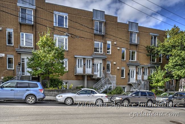 924 Av. de Bourlamaque